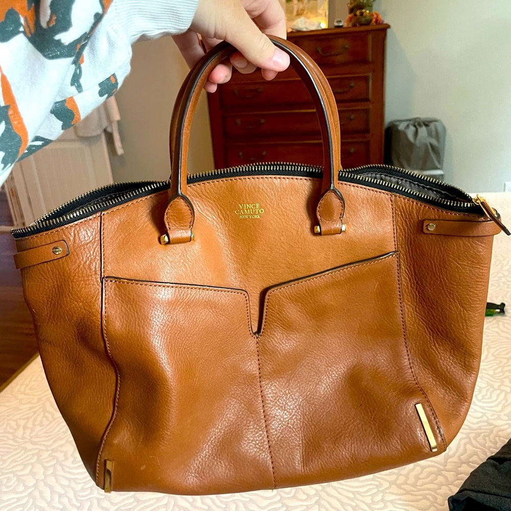 Vince Camuto purse